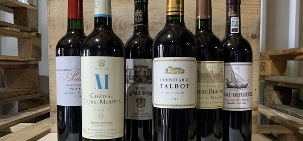 left-bank-claret-bottles left-bank-claret-bottles