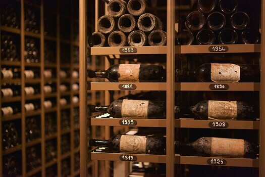 aged-wine-vintages aged-wine-vintages