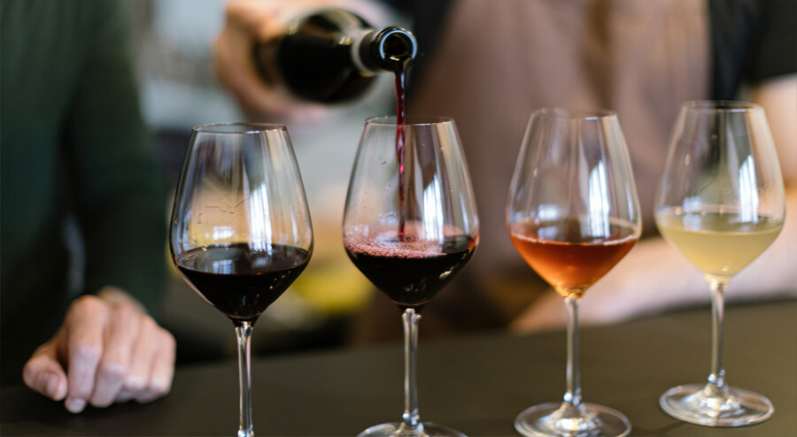 A Comprehensive Guide to Wine Tasting Notes